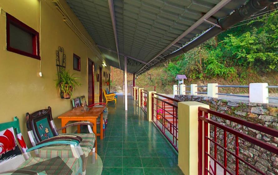 Oak Grove Inn Lansdowne Εξωτερικό φωτογραφία
